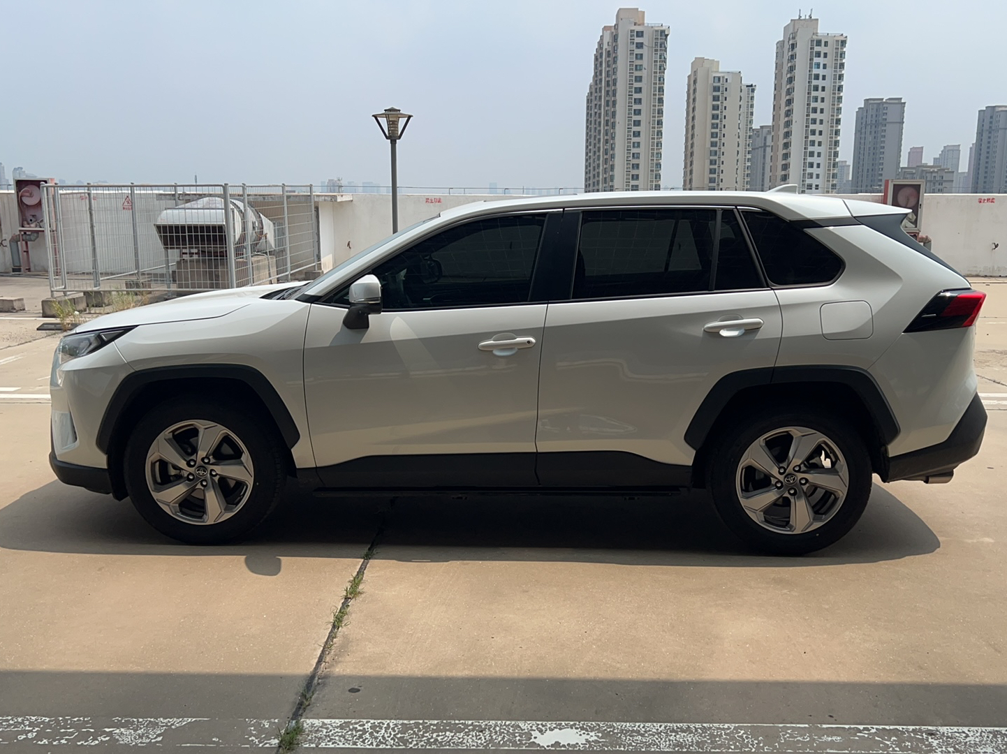 豐田新款RAV4重塑跨界SUV標桿形象